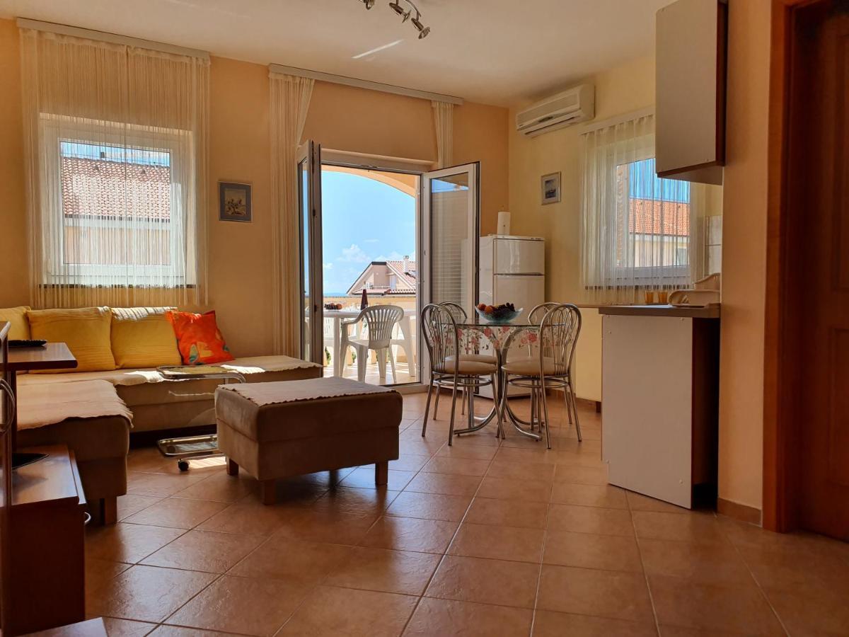 Apartments Coral Novalja Dış mekan fotoğraf