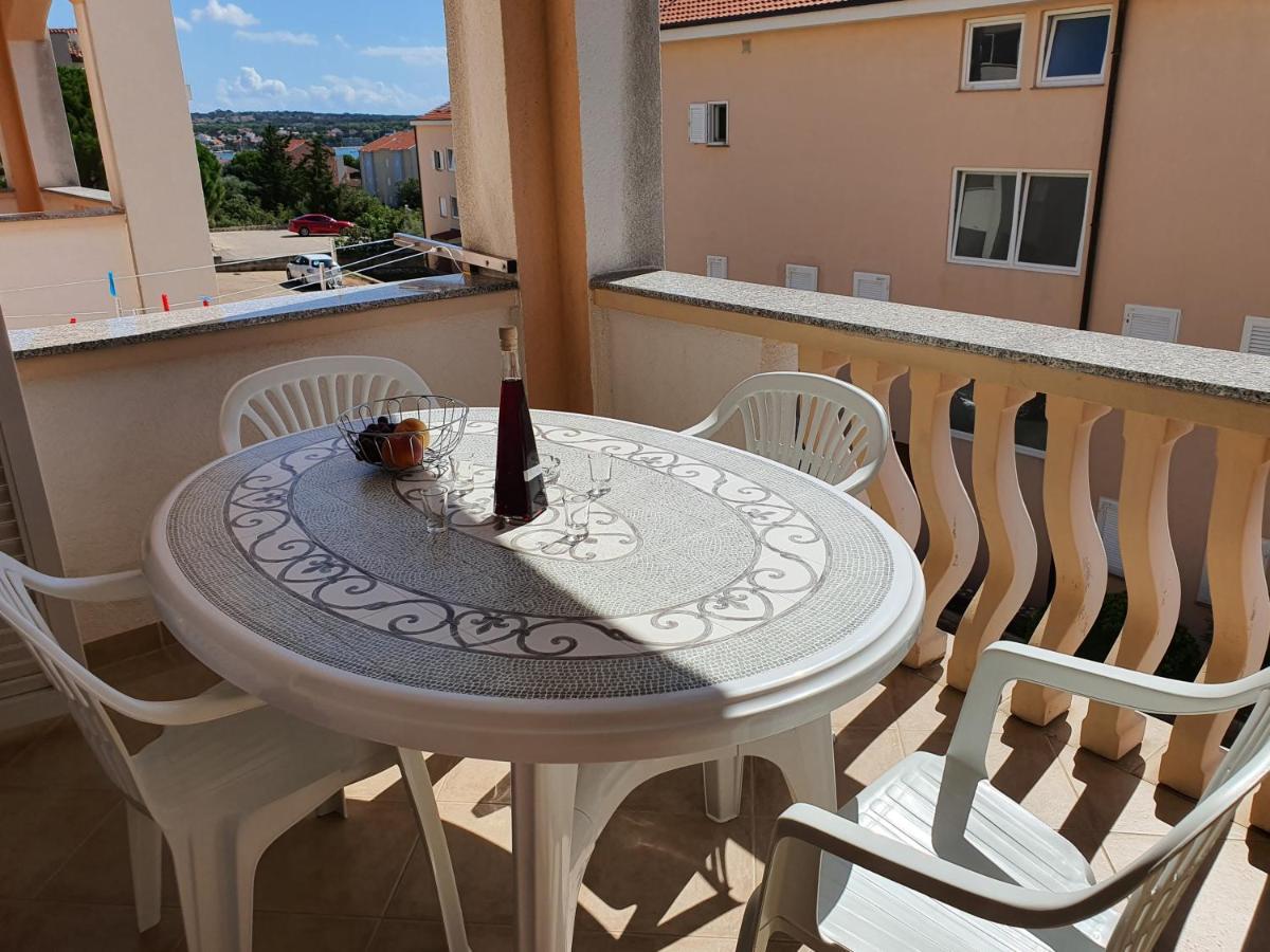 Apartments Coral Novalja Dış mekan fotoğraf
